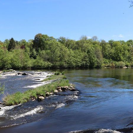 Manot Vacances - Gites En Bord De Vienne ภายนอก รูปภาพ